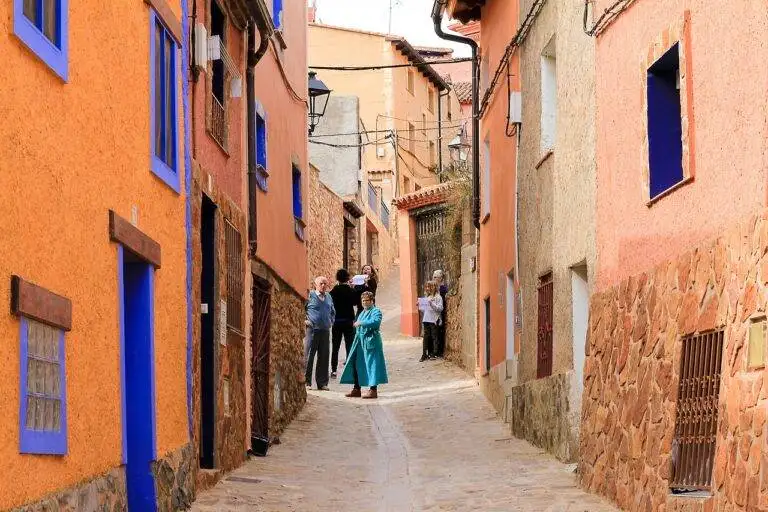 Sustainable Garage Organization: Eco-Friendly Solutions for Tidy Spaces